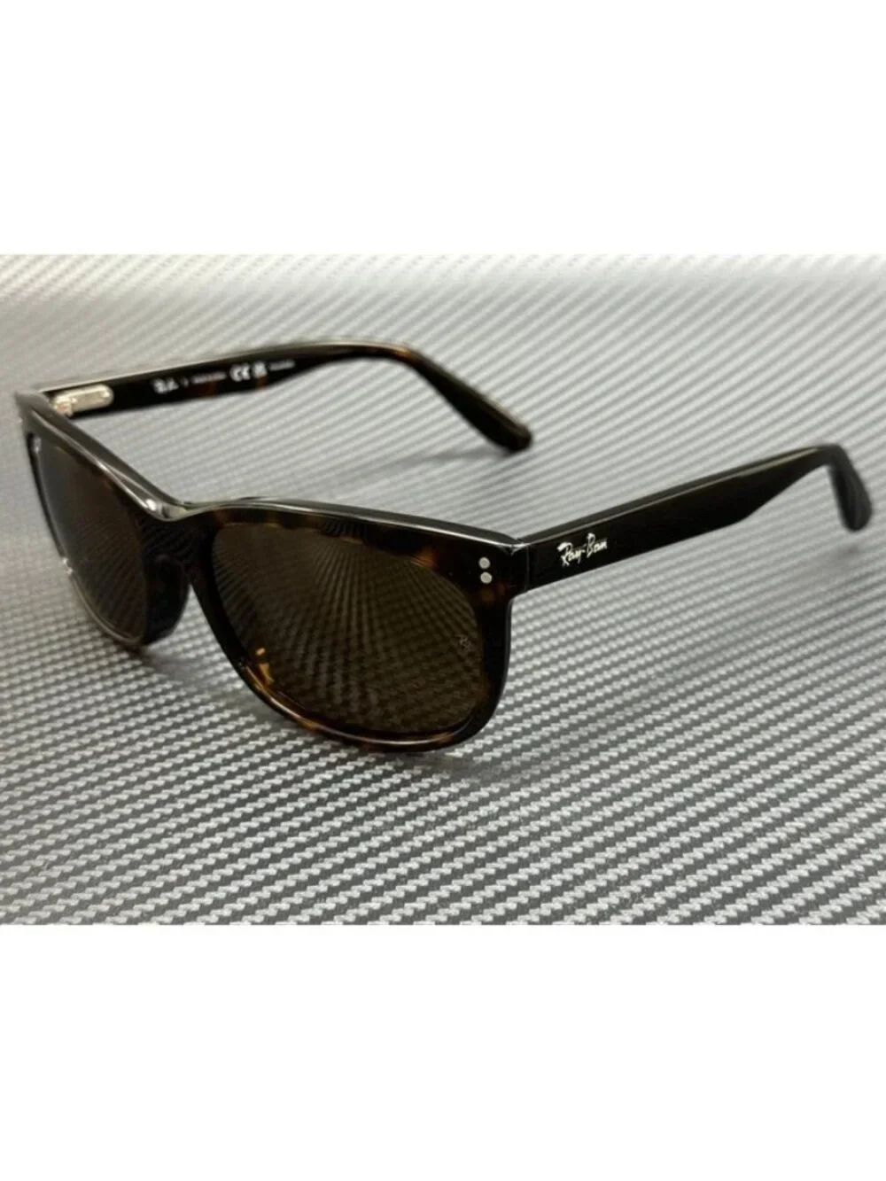 New Ray-Ban Men  Brown Havana Sunglasses 60-19-145